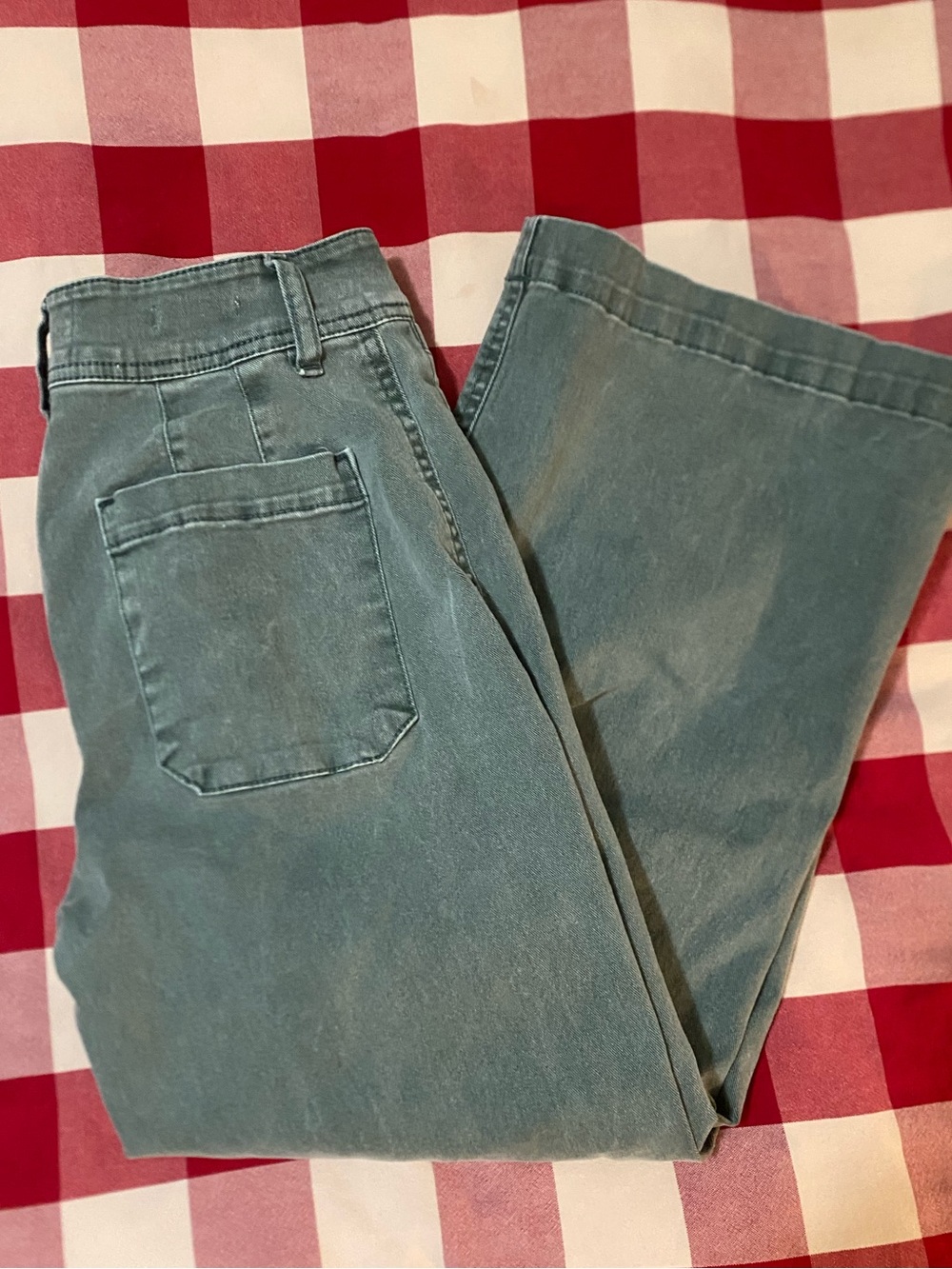 Unpublished Gemma Sailor Jean in Seawater